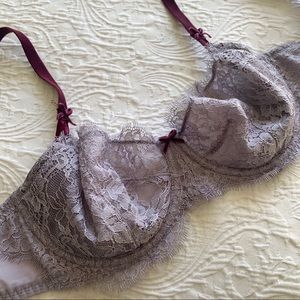 Victoria’s Secret dream angels push-up lace bra